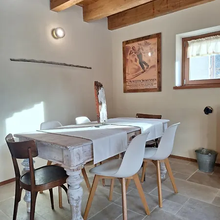 Croh - Villaggio Dei Crodini בקתה