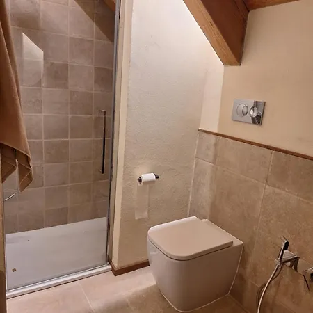 Croh - Villaggio Dei Crodini בקתה